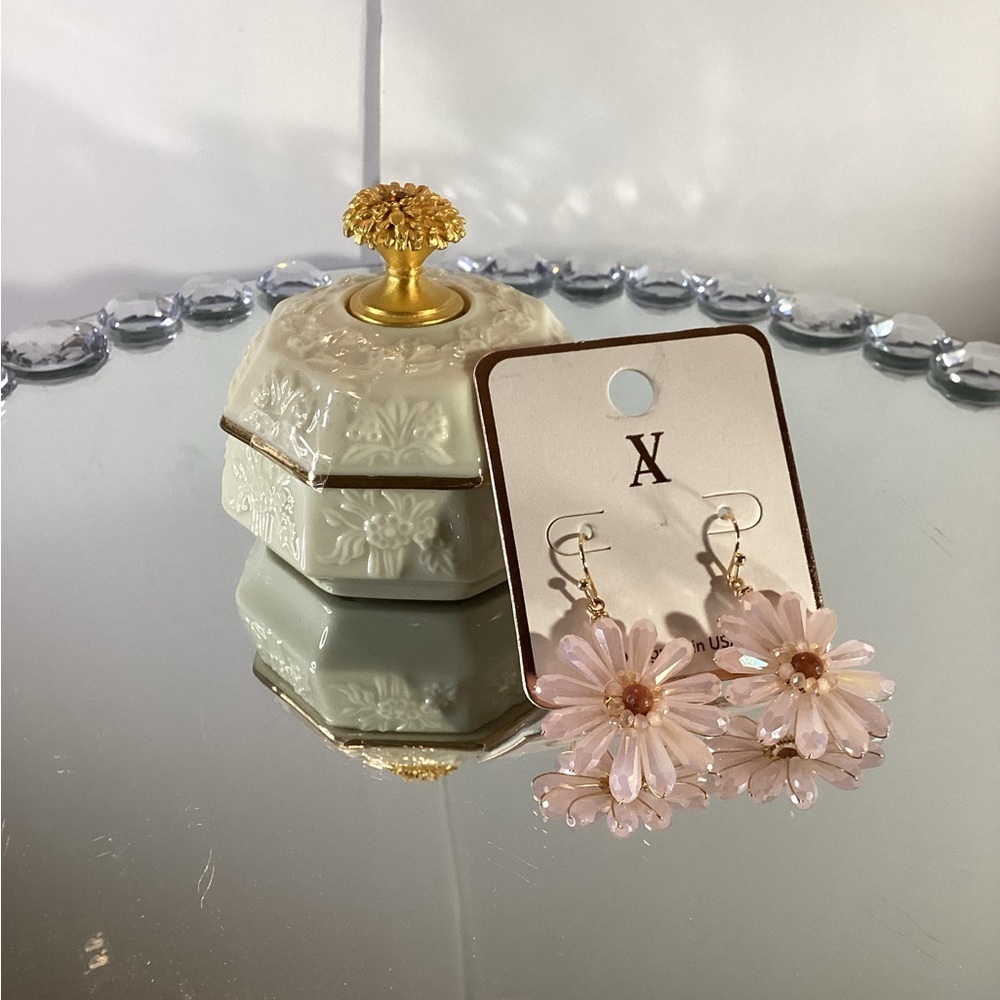Lenox November Jewelry Box Euc, Glass Light Pink Daisy Earrings Nwt